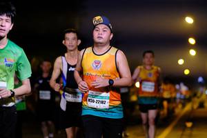 BIB: 1100, 2628, 22182
                            <button type="button" onclick="openModal(8554221)" class="btn btn-primary btn-sm float-right btn-popup" data-toggle="modal" data-target=".modal-high-quality">
                        <i class="fas fa-shopping-cart"></i> Add to Cart
                    </button>
                                            <button type="button" onclick="isThisMe(8554221, true)" class="btn btn-success btn-sm float-right btn-popup btn-isme hidden" data-toggle="tooltip" data-placement="bottom" title="นี่คือรูปของคุณใช่ไหม คลิกที่นี่เพื่อเอาเข้าอัลบั้ม">
                        <i class="fas fa-plus"></i> Add to album
                    </button>
                    <button type="button" onclick="isThisMe(8554221, false)" class="btn btn-warning btn-sm float-right btn-popup btn-isnotme hidden">
                        <i class="fas fa-ban"></i> Remove from album
                    </button>